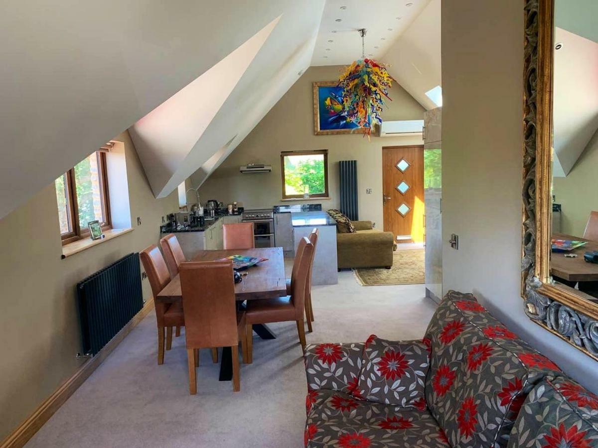 Luxurious Private Coach House Villa Nailsea Bagian luar foto